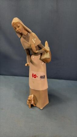 LLADRO FIGURINE "LADY"