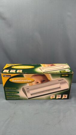 FELLOWES LAMINATOR