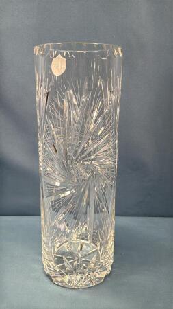 PINWHEEL CRYSTAL VASE