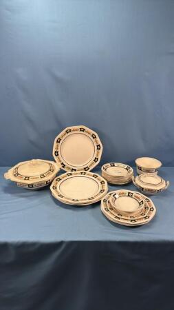 PARTIAL SET OF GRIMWADES ROYAL WINTON