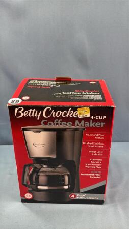 BETTY CROCKER 4 CUP COFFEE MAKER