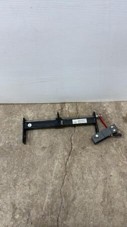 ENGINE LEVELER