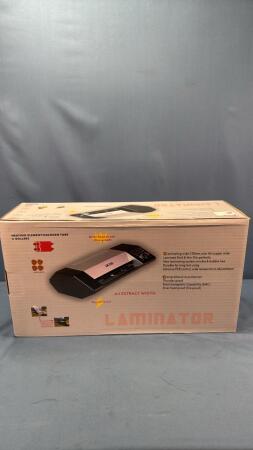 LAMINATOR