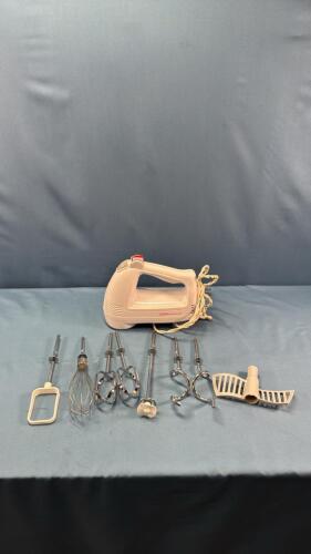 SUNBEAM ELECTRIC HAND MIXER