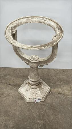 VINTAGE CAST IRON PLANT STAND