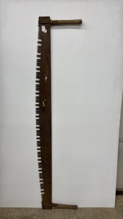 CROSSCUT SAW WITH TWO WOODEN HANDLES