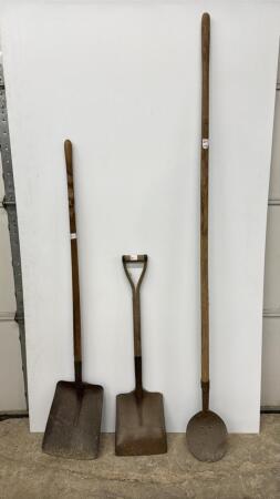 POST HOLE SPOON & 2 SQUARE MOUTH SHOVELS