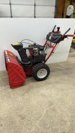 TROY BILT 28IN 9HP SNOWBLOWER