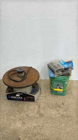DELTA SHOP MASTER BENCH OSCILATING SPINDALL SANDER