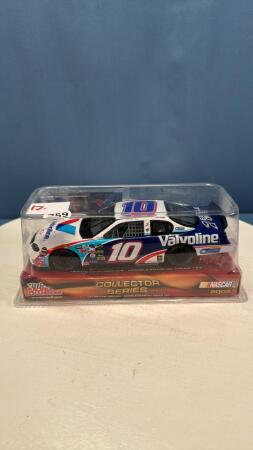 NASCAR NO 10 VALVOLINE CAR