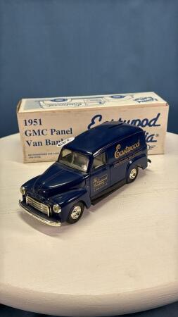 1951 GMC EASTWOOD PANEL VAN BANK