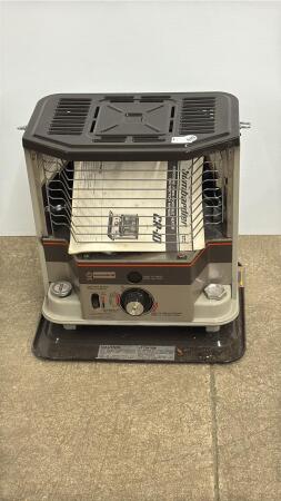 BOMBARDIER CR-10 KEROSENE FIRE PORTABLE HEATER