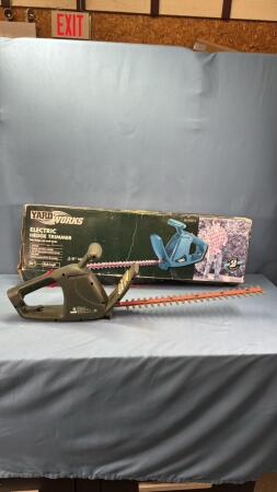 YARD WORKS ELECTRIC HEDGE TRIMMER