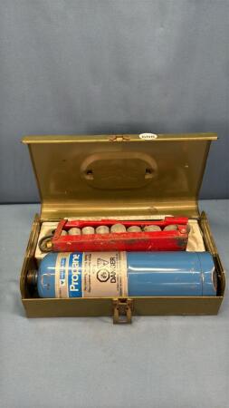 SET OF MANUAL SOCKETS & PROPANE TORCH