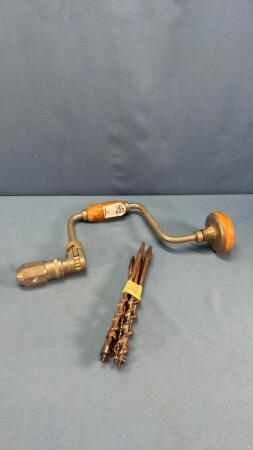 HAND BRACE WITH BITS