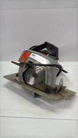 BLACK & DECKER 7 1/4IN DELUXE SAW