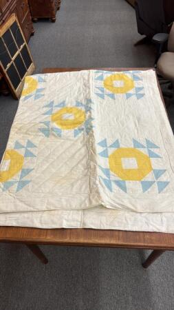 GOLD, BLUE & WHITE QUILT