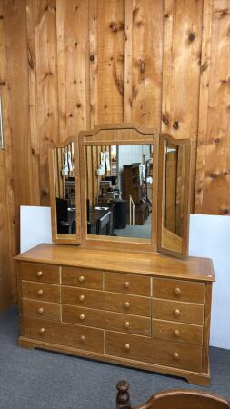 SKLAR-PEPPLER DRESSER WITH SWING MIRRORS