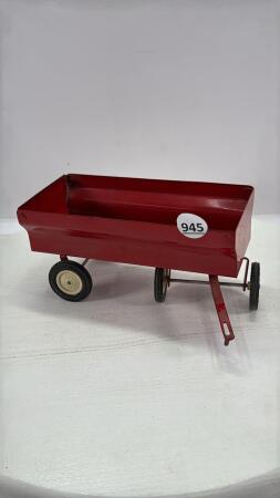 FARM WAGON WITH FLIP OPEN END GATE