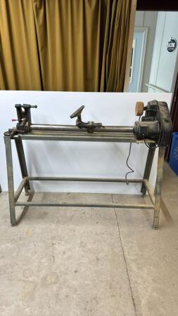 37IN WOOD TURNING LATHE