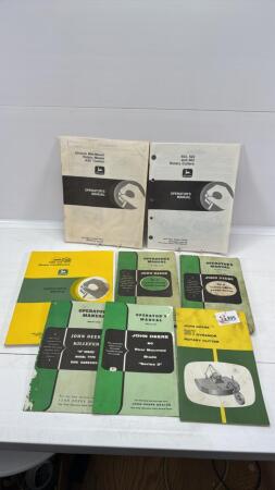 ASSORTMENT OF JOHN DEERE OPERATOR MANUALS