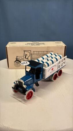 1925 KENWORTH STAKE TRUCK BANK