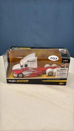 MAC TRACTOR (NO TRAILER)