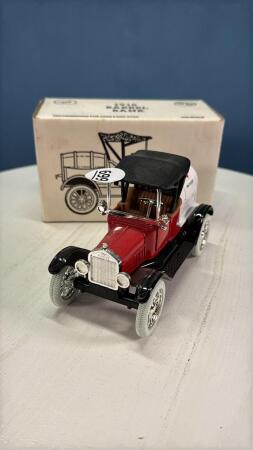 1918 FORD MODEL T BARREL BANK