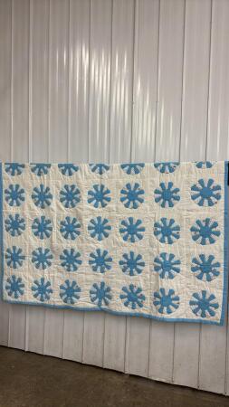 BLUE & WHITE QUILT