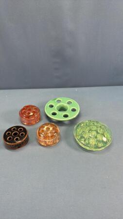 (5) ASSORTED GLASS & CERAMIC FROGS