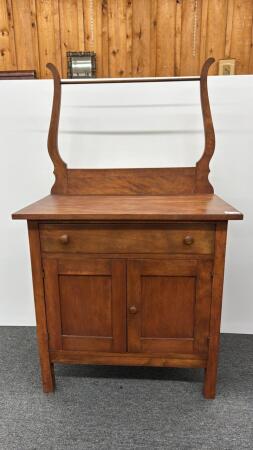 WASH STAND WITH HARP