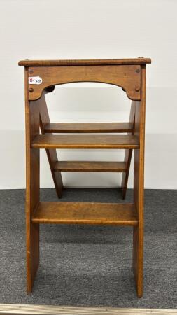 HEAVY DUTY WOODEN LADDER