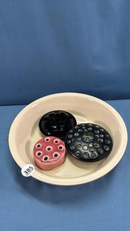 11IN POTTERY BOWL WITH 3 GLASS FROGS