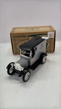 1923 CHEVROLET DELIVERY VAN AGCO GLEANER