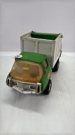 TONKA GARBAGE TRUCK WITH DUMP