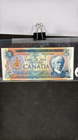 1972 CANADIAN FIVE DOLLAR BILL