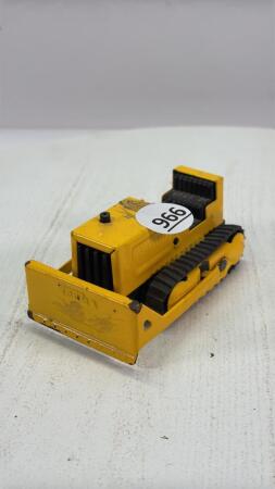 TONKA TRACK DOZER WITH LIFTING BLADE