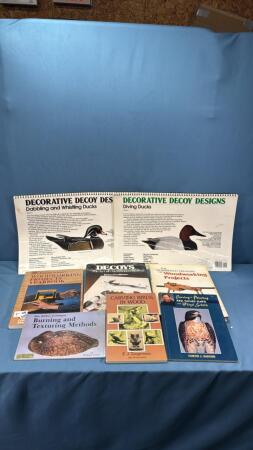 ASSORTMENT OF WOOD WORKING BOOKS