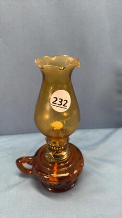 REPRO AMBER BASE FINGER LAMP