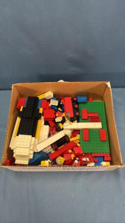 QUANTITY OF LEGO