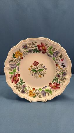 ROYAL DOULTLON 9IN PLATE IN STRATFORD PATTERN