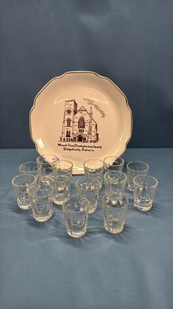 APPROX. 14 GLASS SHOT GLASSES