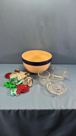 10IN POTTERY MIXING BOWL