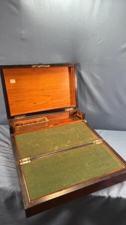 WOODEN DOCUMENT BOX/LAP DESK