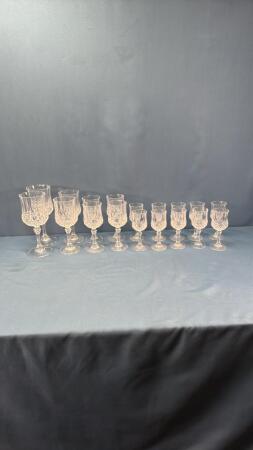 CRYSTAL WINE GLASSES