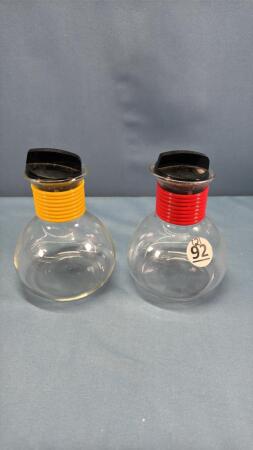PAIR OF VINTAGE CORY COFFEEE CARAFS WITH LIDS