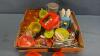 QUANTITY OF METAL & PLASTIC CHILDRENS KITCHEN TOYS - 3