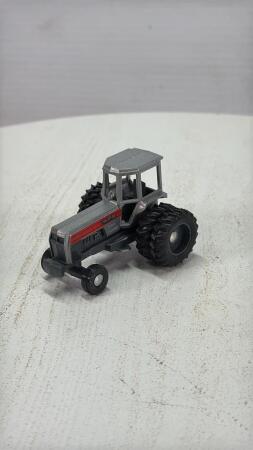 WHITE 2-155 TRACTOR WITH DUALS