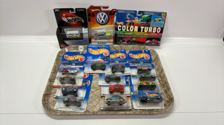 16 Hot Wheels Vehicles on Cards