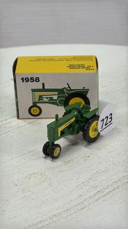 1958 JOHN DEERE 730 NARROW TRACTOR